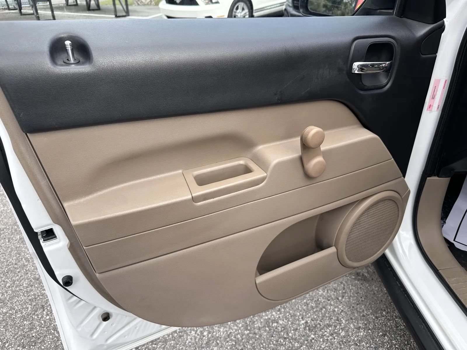 Used 2013 Jeep Patriot Sport FWD image 9