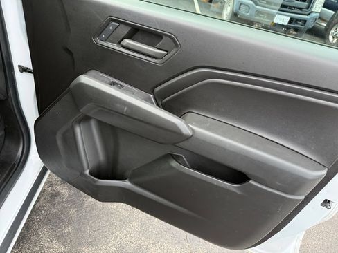 Used 2024 Chevrolet Colorado W/T AWD/4WD image 21