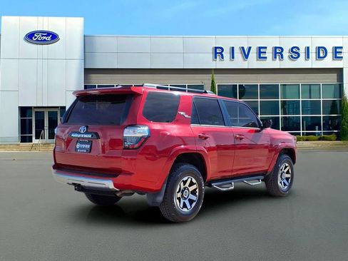 Used 2021 Toyota 4Runner TRD Off-Road image 6