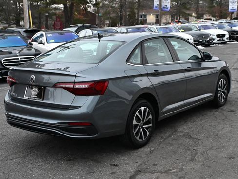Used 2022 Volkswagen Jetta S image 7
