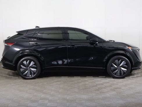 Used 2024 Nissan Ariya AWD image 21