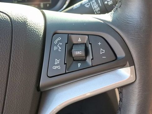 Used 2022 Chevrolet Trax LT w/ Driver Confidence Package AWD/4WD image 33