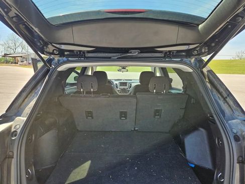 Used 2020 Chevrolet Equinox LS w/ LS Convenience Package image 23