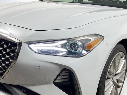 Used 2020 Genesis G70 2.0T w/ Elite Package image 12