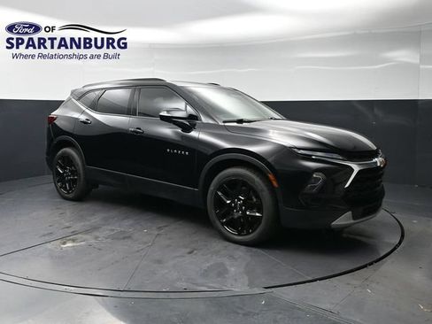 Used 2023 Chevrolet Blazer LT w/ Sound & Technology Package FWD image 7