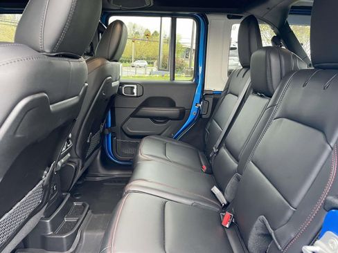 Used 2026 Jeep Wrangler Unlimited Rubicon image 15