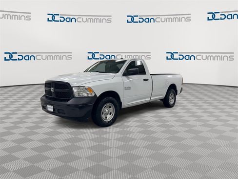 Used 2018 RAM 1500 Express image 4