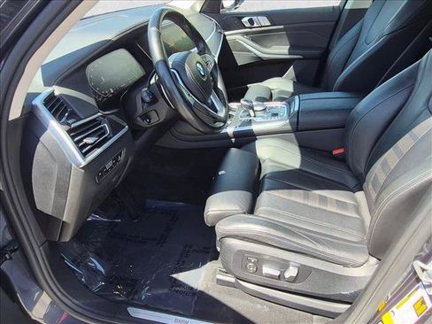 Used 2022 BMW X7 xDrive40i w/ Premium Package AWD/4WD image 14
