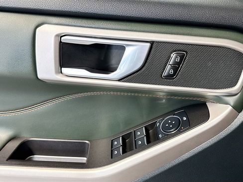 Used 2023 Ford Explorer Timberline image 18