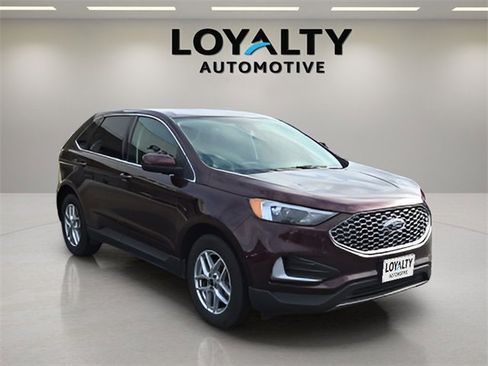 Used 2024 Ford Edge SEL image 7