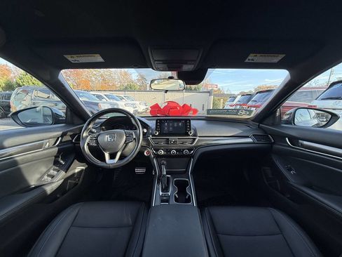 Used 2022 Honda Accord Sport image 12