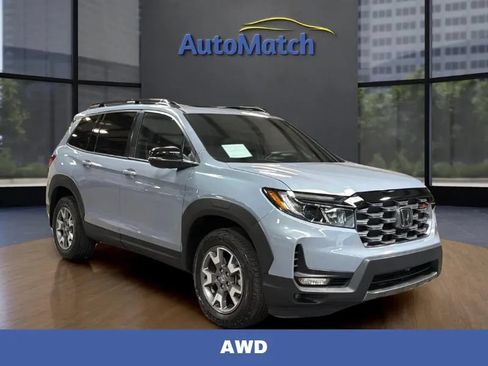 Used 2023 Honda Passport TrailSport image 1