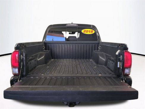 Used 2018 Toyota Tacoma SR5 image 14