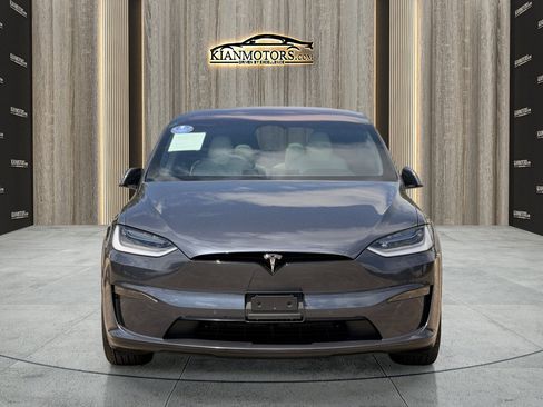 Used 2023 Tesla Model X AWD/4WD image 2