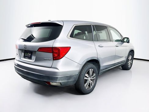 Used 2017 Honda Pilot EX image 9