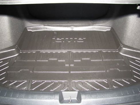 Certified 2025 Honda Civic Sport Touring image 17