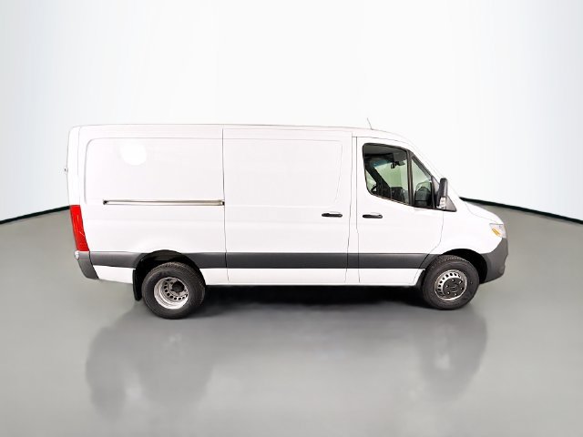 Used 2026 Mercedes-Benz Sprinter 4500 image 8