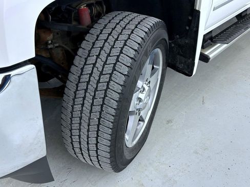 Used 2018 Chevrolet Silverado 2500 LTZ w/ Duramax Plus Package image 23