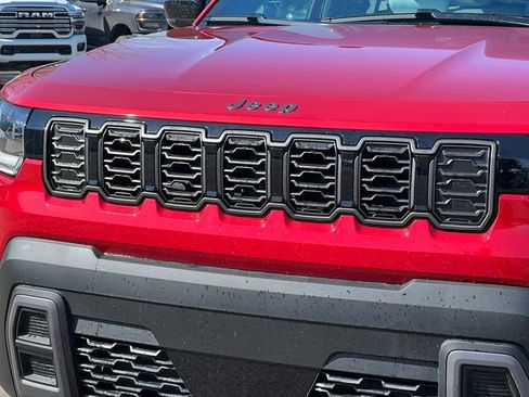 New 2026 Jeep Cherokee Laredo image 40