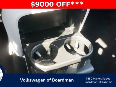 New 2025 Volkswagen ID. Buzz 1st Edition image 21