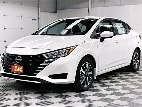 New 2025 Nissan Versa SV w/ Trunk Package image 2