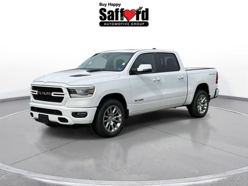 Used 2023 RAM 1500 Laramie AWD/4WD image 1