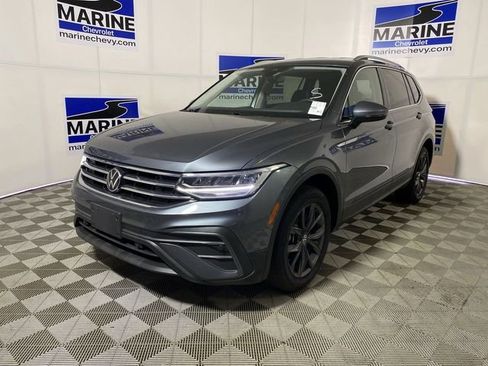 Used 2023 Volkswagen Tiguan SE image 14