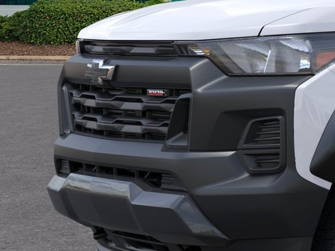 New 2026 Chevrolet Colorado Trail Boss AWD/4WD image 13