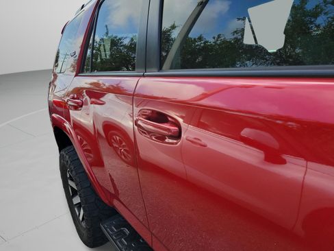 Used 2021 Toyota 4Runner TRD Off-Road Premium AWD/4WD image 16