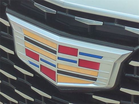 Used 2024 Cadillac XT6 Premium Luxury image 32