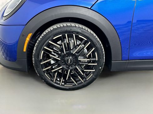 Certified 2025 MINI Cooper S image 22
