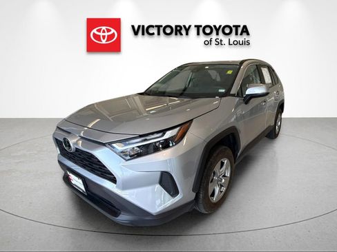 Used 2025 Toyota RAV4 XLE image 7