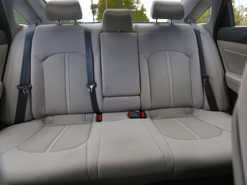 Used 2017 Hyundai Sonata Sport w/ Cargo Package image 12