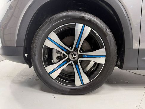 Used 2023 Mercedes-Benz EQB 300 4MATIC w/ Pinnacle Package image 37