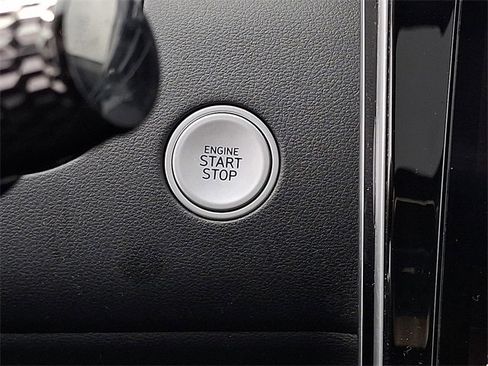 Used 2023 Hyundai Santa Cruz Limited image 19