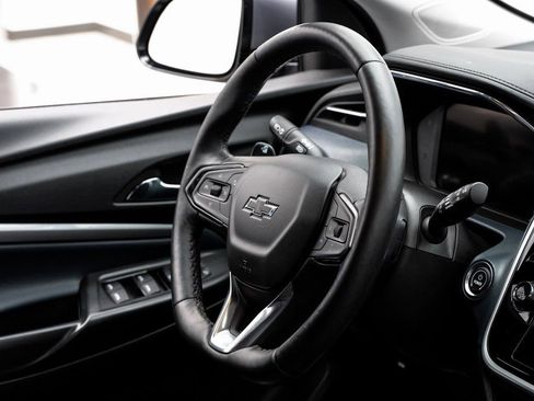 Used 2023 Chevrolet Bolt EUV Premier image 25