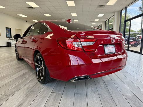 Used 2019 Honda Accord Sport image 7