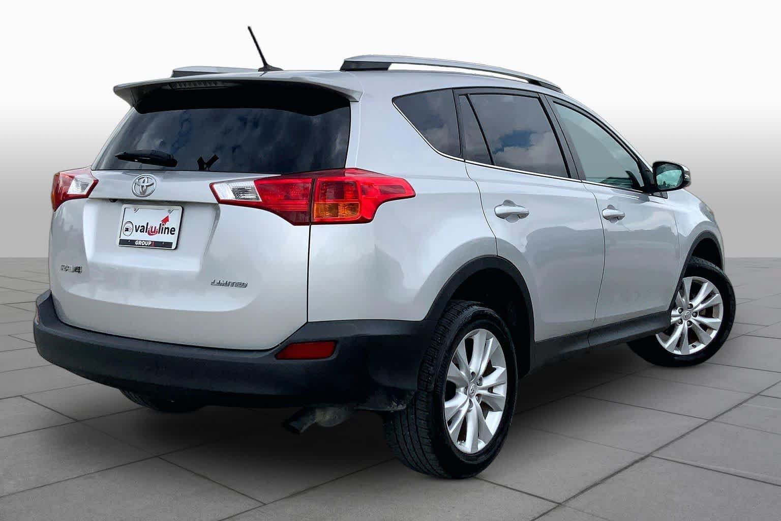 Used 2013 Toyota RAV4 Limited FWD image 13