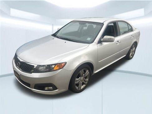 Used 2010 Kia Optima SX image 4