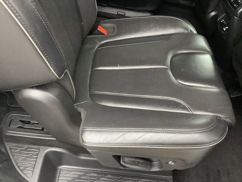 Used 2021 Hyundai Palisade Calligraphy image 16