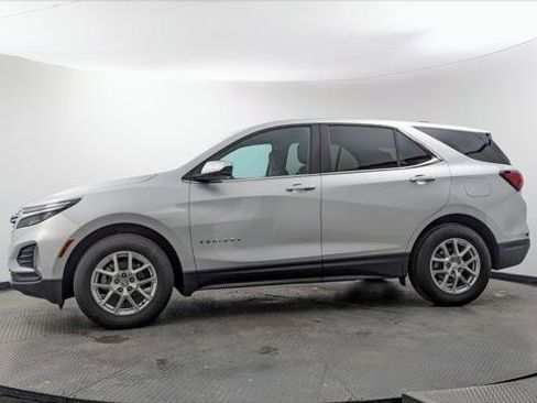 Used 2022 Chevrolet Equinox LT FWD image 3