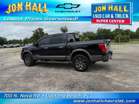 Used 2017 Nissan Titan Platinum Reserve image 6