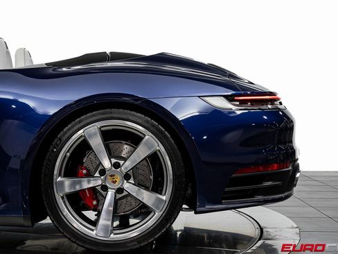 Used 2024 Porsche 911 Carrera S image 18