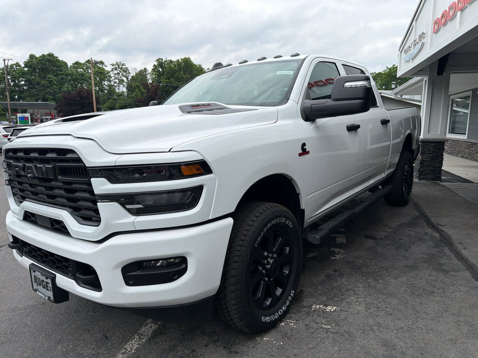 New 2026 RAM 2500 Tradesman AWD/4WD image 3