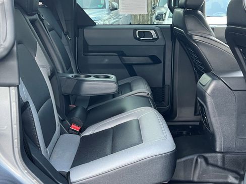 Used 2024 Ford Bronco Big Bend image 12