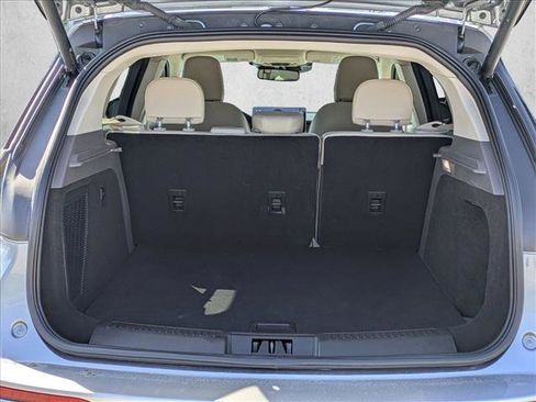 Used 2024 Lincoln Corsair Reserve FWD image 7