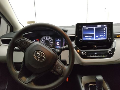 Used 2022 Toyota Corolla LE FWD image 22