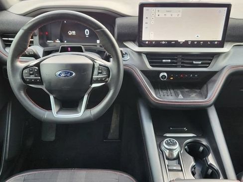 Used 2025 Ford Explorer ST-Line w/ Premium Package RWD image 27