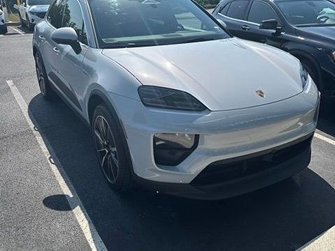 Used 2025 Porsche Macan 4S Electric AWD/4WD image 1