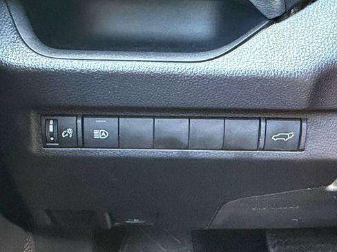 Used 2025 Toyota RAV4 XLE w/ Convenience Package AWD/4WD image 35